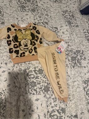 New with tags Disney Baby Minnie Mouse infant girls 12 months outfit